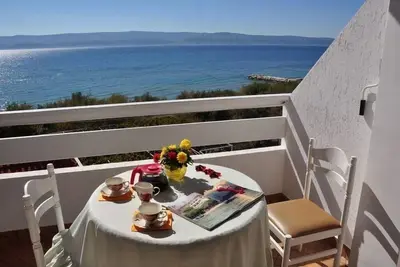 Image de Appartement dans Duće avec vue mer, Balcon, Climatisation, Wifi (3425-2)