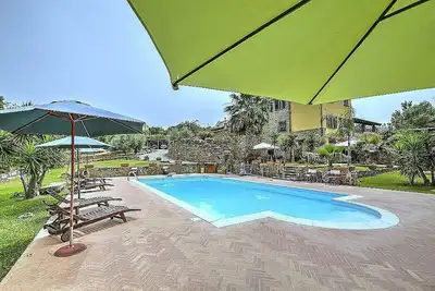 Image de Casa Turchino G: Un appartement confortable dans un endroit calme.