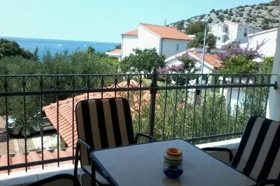 Image de Appartement dans Ražanj avec vue mer, terrasse, Climatisation, Wifi (3743-1)