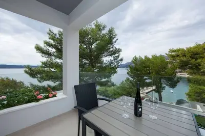 Image de Appartement Studio dans Brela avec vue mer, terrasse, Climatisation, Wifi (3524-4)