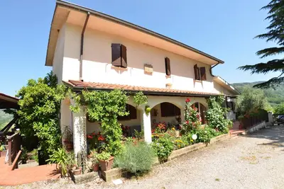 Image de Maison de vacances à Nievole avec 2 chambres à coucher, 4 couchages