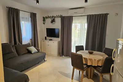 Image de Appartement dans Nin avec terrasse, Climatisation, Wifi (3722-1)