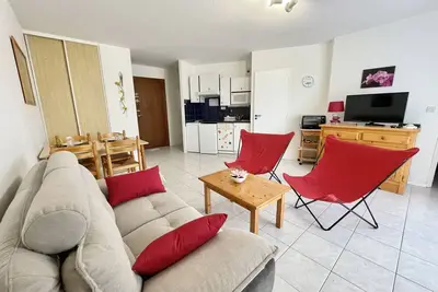 Image de Coquet T2 Cabine dans résidence au calme (062)