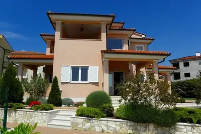 Image de Appartement dans Premantura avec vue mer, terrasse, Climatisation, Wifi (3352-29)