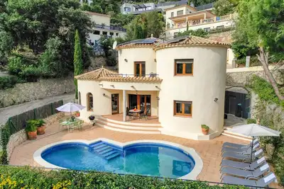 Image de Mm156: Maison avec piscine privée à Sa Riera, Begur