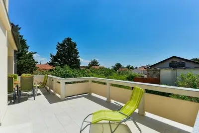 Image de Appartement dans Vir avec terrasse, Climatisation, Wifi, Lave-vaisselle (4589-1)