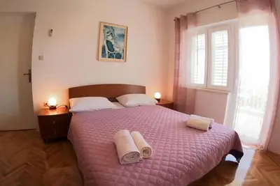 Image de Appartement dans Duće avec vue mer, Balcon, Climatisation, Wifi (4174-1)