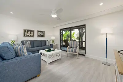 Image de # 441 Sanibel Moorings Courtyard Voir