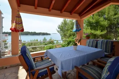 Image de Appartement dans Karbuni avec vue mer, terrasse, Climatisation, Wifi (3609-1)