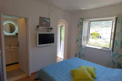 Appartement Studio dans Bol avec Balcon, Climatisation, Wifi, Machine à laver (3634-3)