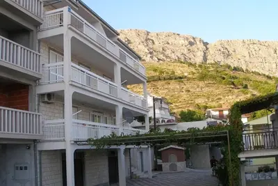 Image de Appartement dans Duće avec vue mer, terrasse, Climatisation, Wifi (900-2)