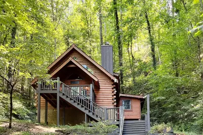 Image de Idéal pour des vacances en famille! À distance de marche de la piscine, Putt Putt, pêche, golf, terrains de jeux et plus encore!