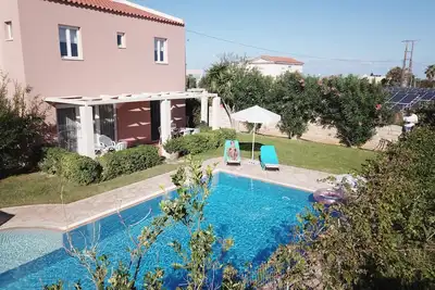 Image de Romantique dans une idylle calme - villa avec piscine, wifi | Prinos, Crète