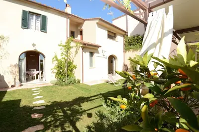 Image de Maison de Campagne Ă Aiale avec 3 chambres Ă coucher, 8 couchages
