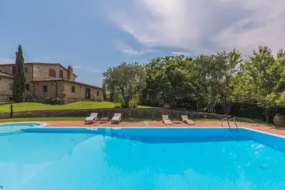 Image de Villa à Monsummano Terme avec 4 chambres à coucher, 8 couchages
