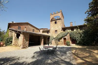 Image de Montechiaro Torre à Sienne, en Toscane