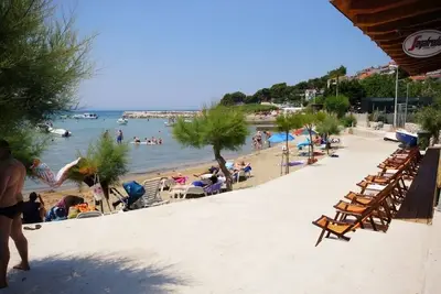 Image de Appartement dans Duće avec vue mer, terrasse, Climatisation, Wifi (850-1)