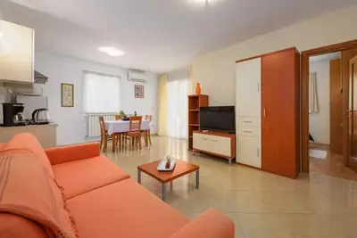 Image de Appartement dans Bašanija avec terrasse, Climatisation, Wifi (113-2)