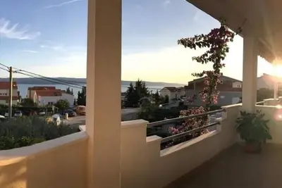 Image de Appartement dans Duće avec vue mer, terrasse, Climatisation, Wifi (192-2)