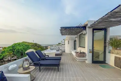 Image de Car072 - Penthouse avec vue mer au Centre Ville