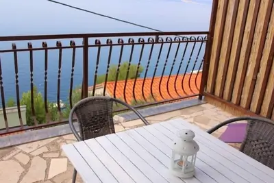 Image de Appartement dans Pisak avec vue mer, terrasse, Climatisation, Wifi (3817-3)