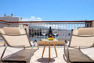 Penthouse de Luxe avec Vue sur la Mer et Teide à 50m de la Plage San