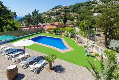 Image de Club Villamar - Villa de vacances accueillante et chaleureuse située dans les collines de Lloret. . .