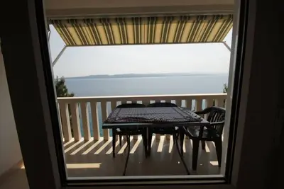 Image de Appartement dans Brela avec vue mer, terrasse, Climatisation, Wifi (75-6)