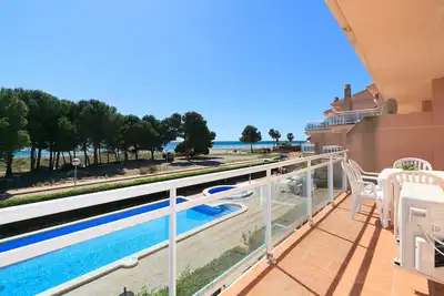 Image de Appartement pour familles en Bord de Mer · Uhc Arco Del Sol 210