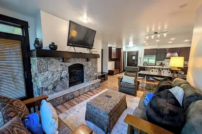 Image de Condo haut de gamme ski in / ski out avec les meilleurs équipements!