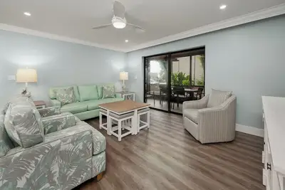 Image de # 221 Sanibel Moorings Courtyard Voir