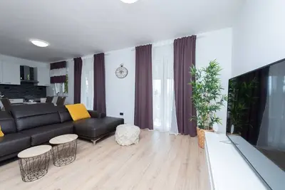 Image de Appartement dans Duće avec vue mer, terrasse, Climatisation, Wifi (3423-6)