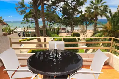Image de Appartement Bord de Mer · Piscine · Wifi · Uhc Playamero 153