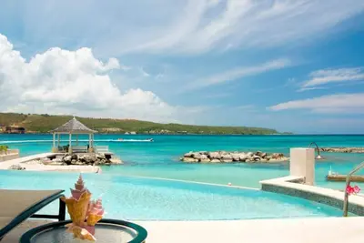 Image de Sugar Bay Sur La Plage Jamaica - Villa 5 chambres en front de mer à Discovery Bay - Staff inc