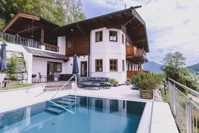 Image de Landhaus Lodges Kaprun - Franz, infinity pool & garden