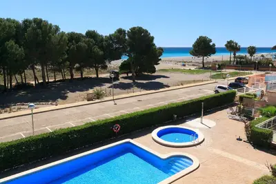 Image de Appartement pour familles en bord de mer · Uhc Arco Del Sol 165