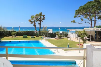 Image de Appartement Bord de Mer · Piscine · Wifi · Uhc Playamero 250
