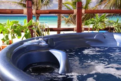 Image de El Taj Oceanfront - Direct Ocean View-3/3 Beach Club Promo # 334