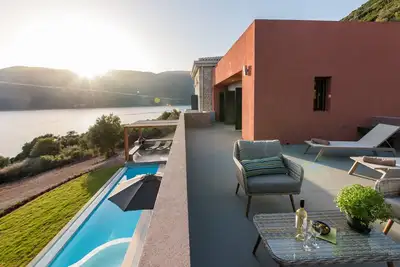 Image de Villa  Cape, Villa de luxe au bord de l'eau