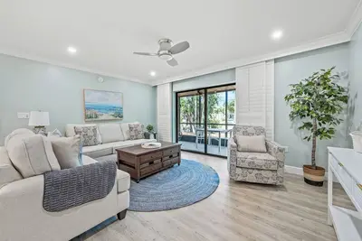 Image de # 641 Sanibel Moorings Courtyard Voir