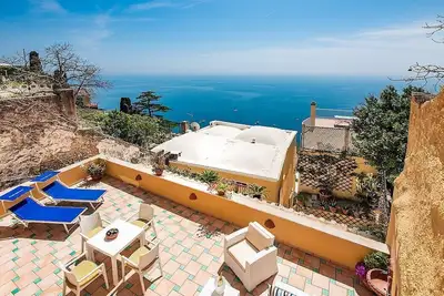 Image de Villa Cielo B: Un appartement élégant et accueillant face au soleil et à la mer.