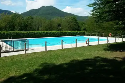 Image de Appartement de 3 pièces dans une élégante résidence avec piscine et court de tennis