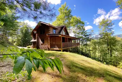 Accessible aux personnes handicapées, Vues très privées avec vues sur le mont, Spa, Table de billard, Services gratuits, Accès à la piscine