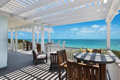 Image de Lux Compound w / 2-Ocean View, Priv. Plage, piscine, quai de bateau, voiturettes de golf, kayaks