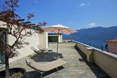 Image de Exceptionnel appartement de 3 pièces avec terrasse sur le toit dans les anciennes villes thermales de Ghiffa