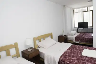 Image de Hébergement abordable à Lima, nous pouvons accueillir 8 personnes pour ce prix