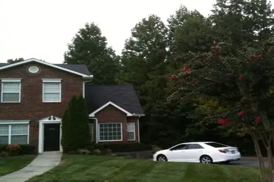 Image de 3br-1578ft2-2. 5b Corporate Location, Tout inclus-qualité-meublé, Gated TownHome