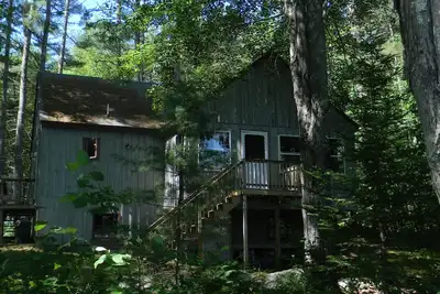 Image de Coveside Cottage sur les rives du lac Pemaquid