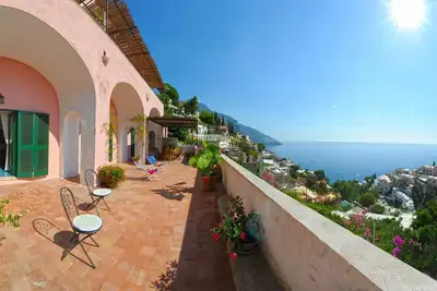 Image de Villa ancienne - vues magnifiques - V708