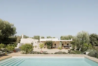 Image de Trullo de luxe avec piscine privée à 3 km d'Ostuni